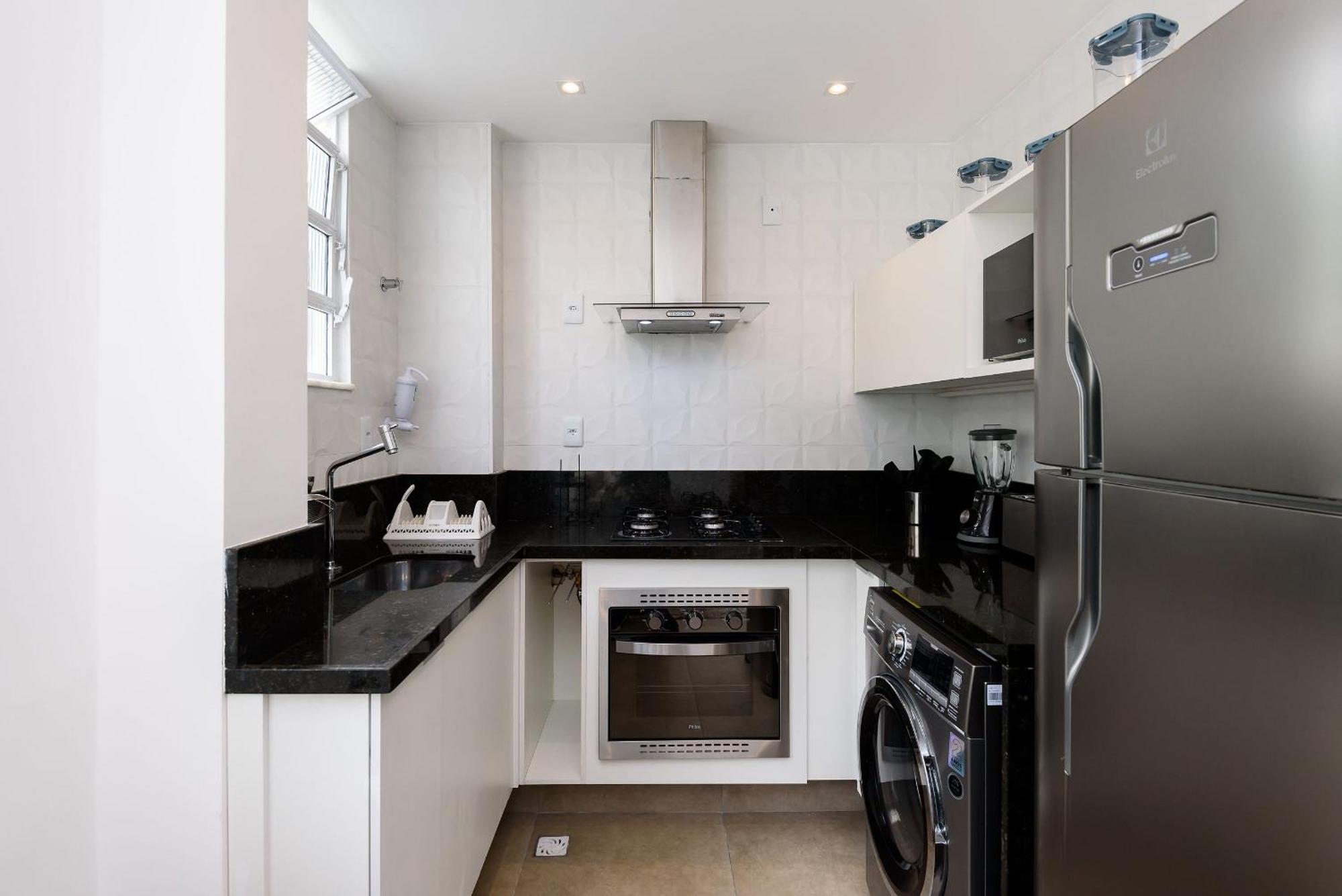 Apartamento Moderno & Sala Em Copacabana | Mfb 76/203 *