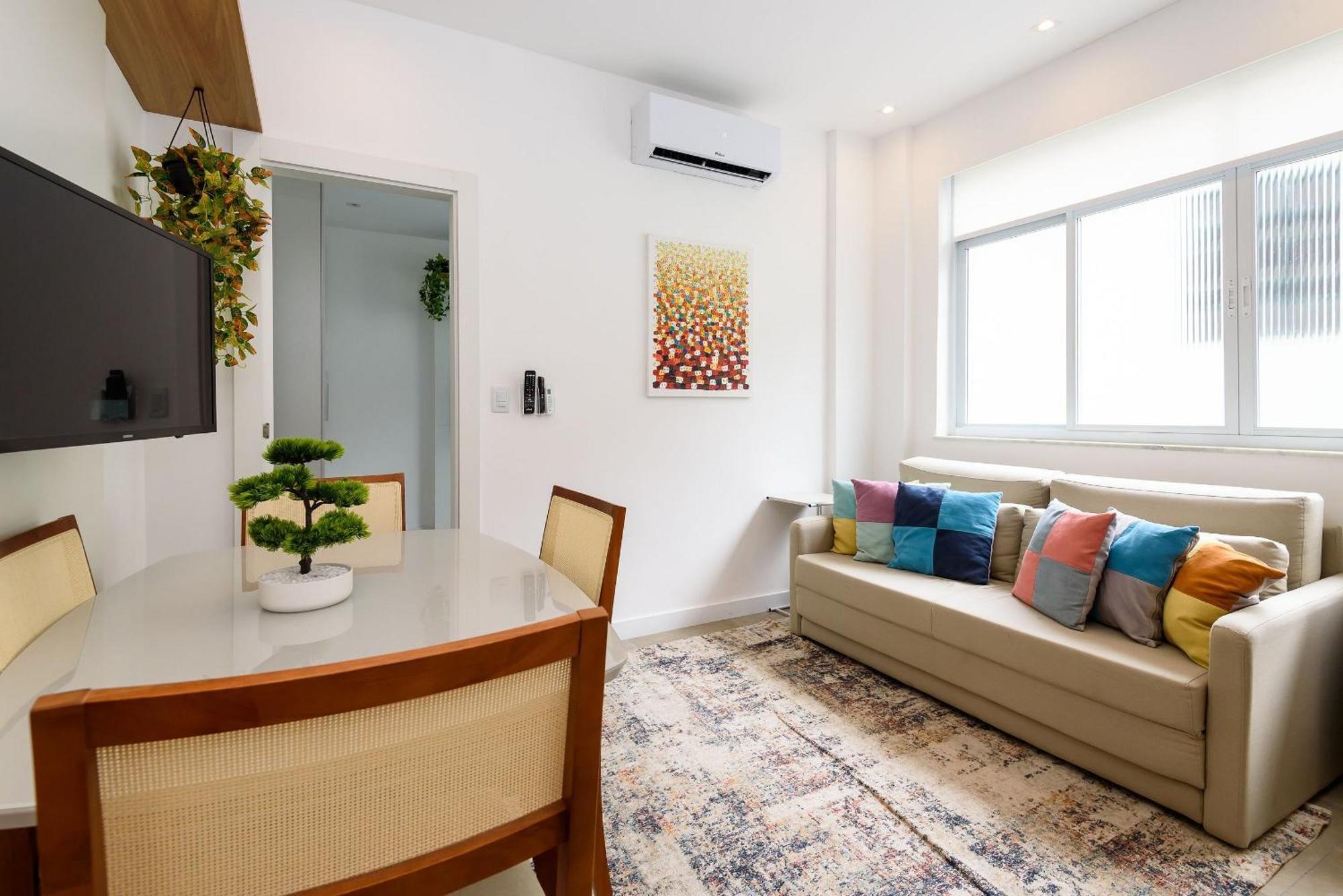 Apartamento Moderno & Sala Em Copacabana | Mfb 76/203